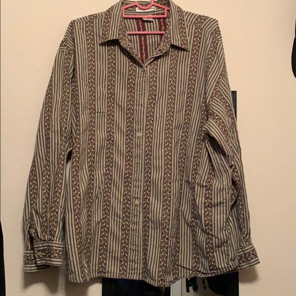 Maggie & Max button down top